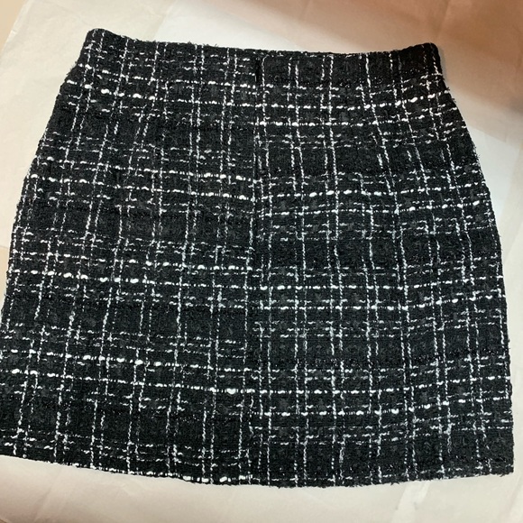 Black Tweed Button Mini Skirt - Picture 10 of 11